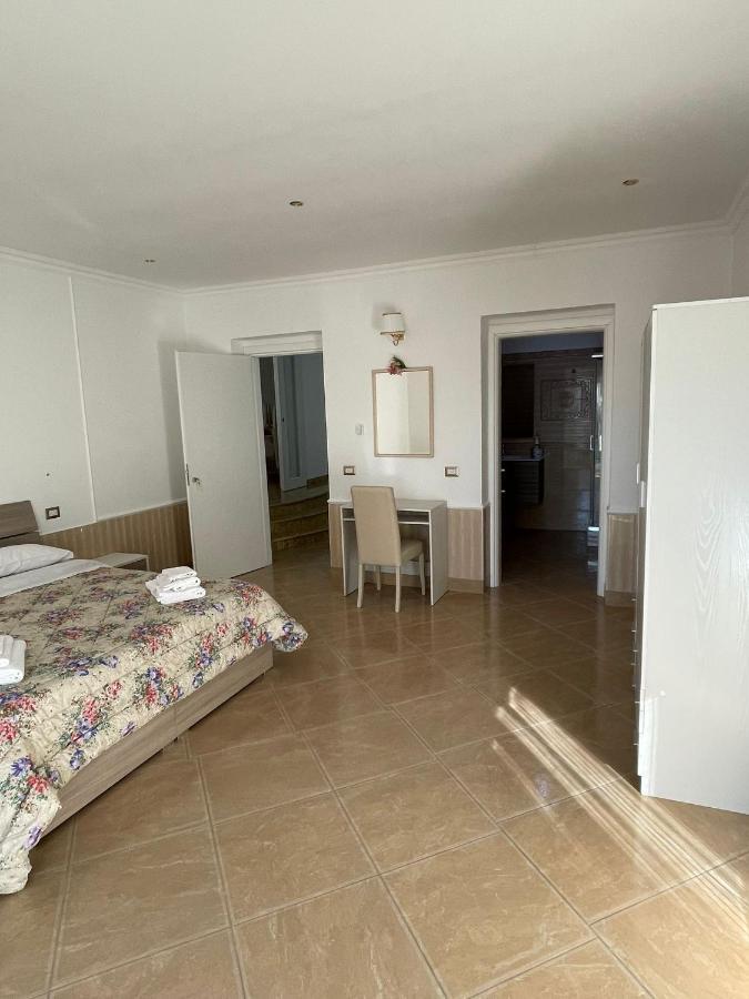 Corte Vena Bed and Breakfast Bianco Exterior foto